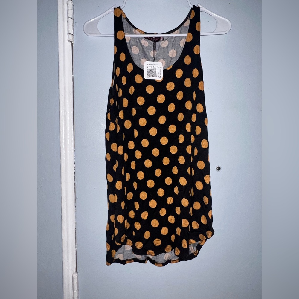 Womens sleeveless tank top